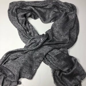 Gray sequins scarf